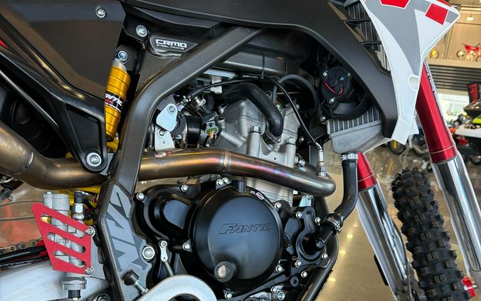 2025 Fantic XEF250