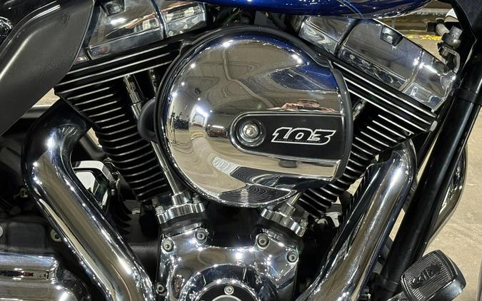 2016 Harley-Davidson Electra Glide Ultra Classic Superior Blue