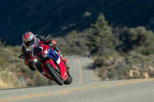 2021 Honda CBR1000RR-R Fireblade SP | Road Test Review