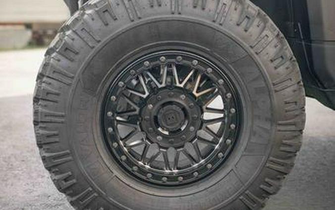 2025 Can-Am® Defender MAX Lone Star Cab HD10