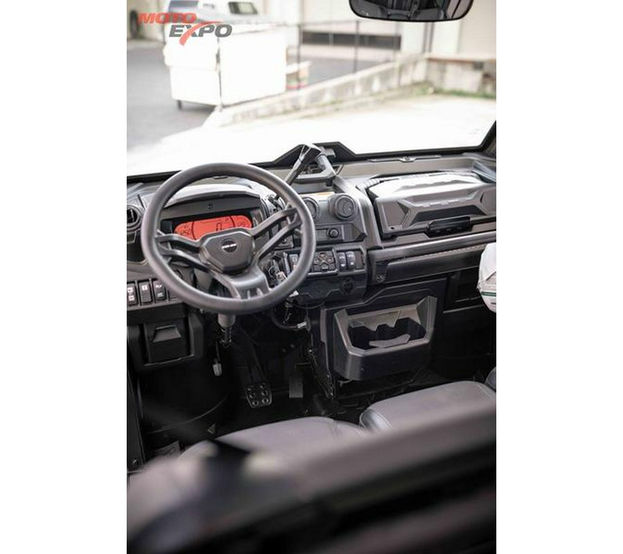 2025 Can-Am® Defender MAX Lone Star Cab HD10