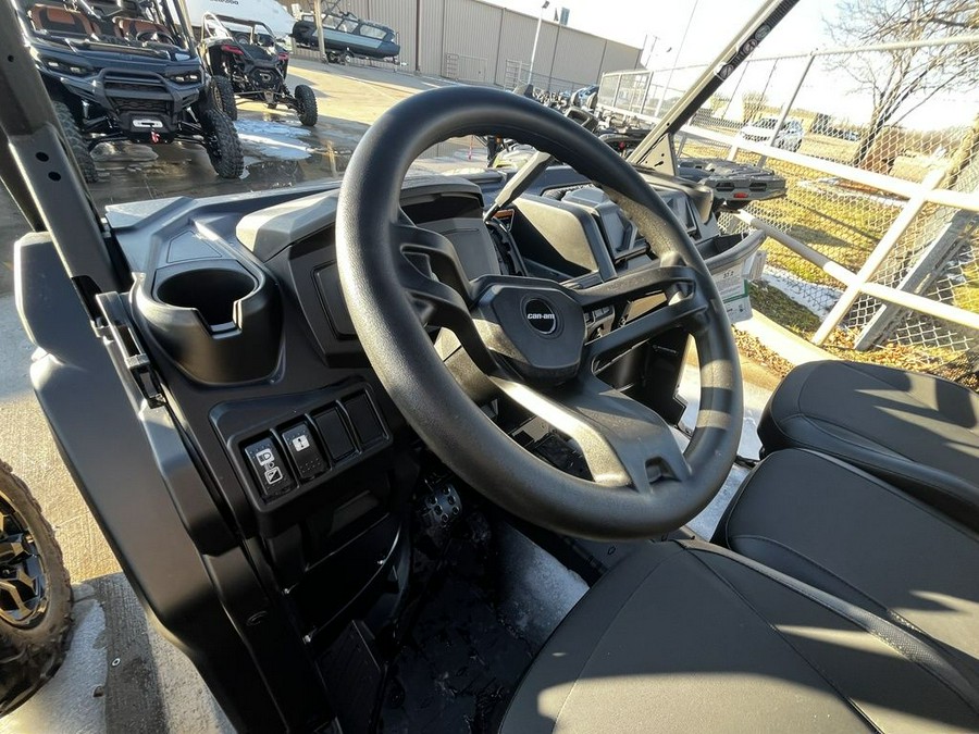 2026 Can-Am Defender XT HD7