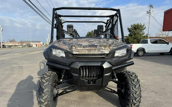 2024 Honda® Pioneer 1000-6 Deluxe Crew Camo