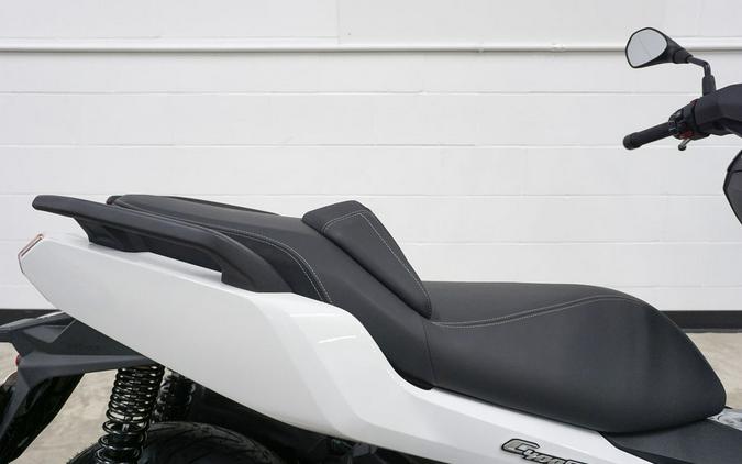 2024 BMW C 400 GT Alpine White