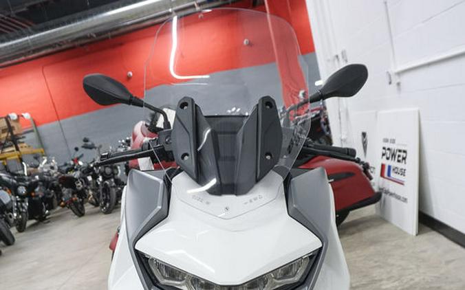 2024 BMW C 400 GT Alpine White