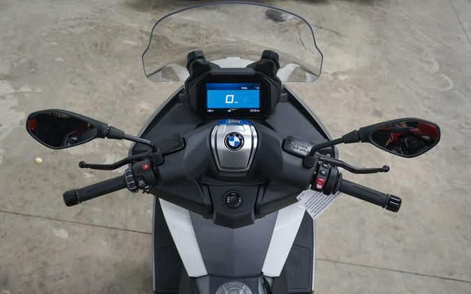 2024 BMW C 400 GT Alpine White