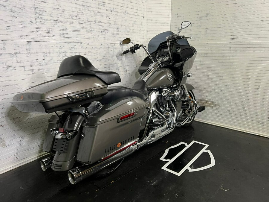 2019 Harley-Davidson® Road Glide® w/ Bars, Chopped Tour Pack, and Stage 1!