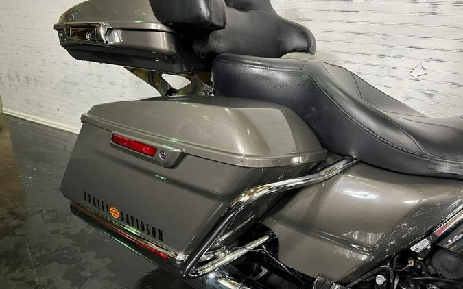 2019 Harley-Davidson® Road Glide® w/ Bars, Chopped Tour Pack, and Stage 1!