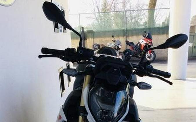 New 2024 BMW S 1000 R