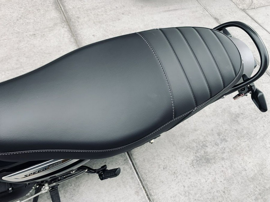 2025 Triumph Speed 400 Carnival Red / Storm Grey