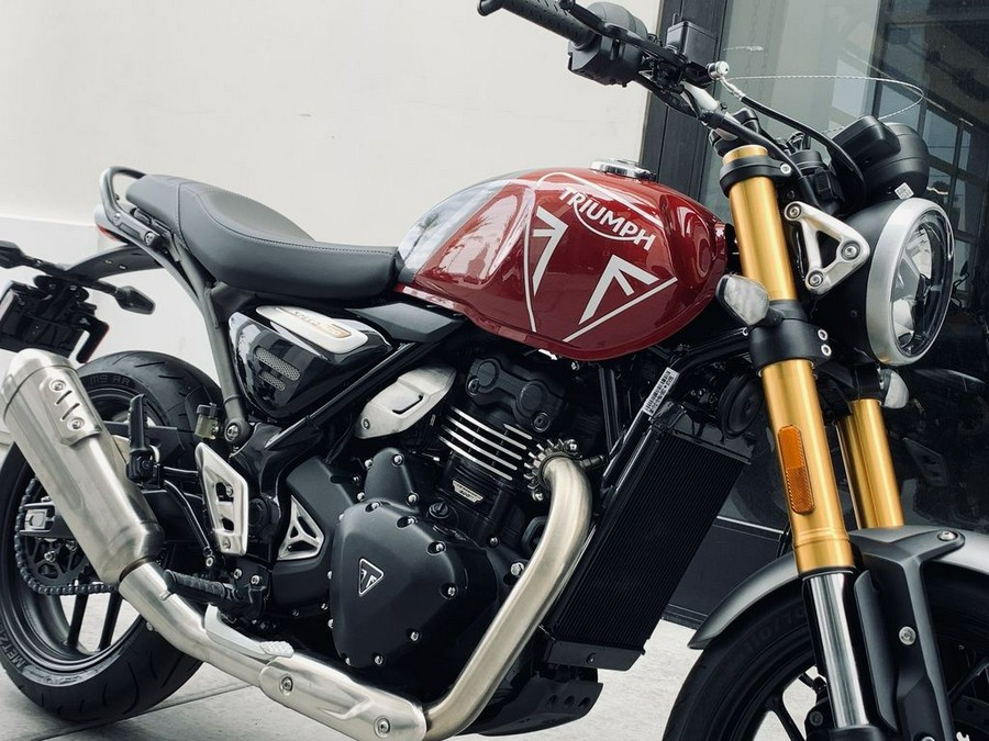 2025 Triumph Speed 400 Carnival Red / Storm Grey
