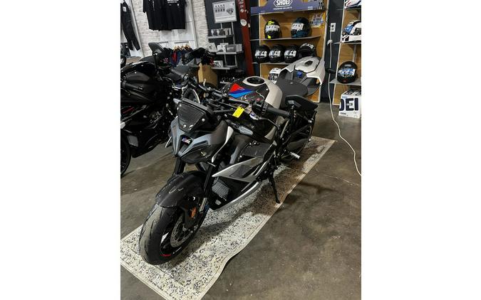 2026 BMW 26K3 M 1000 R