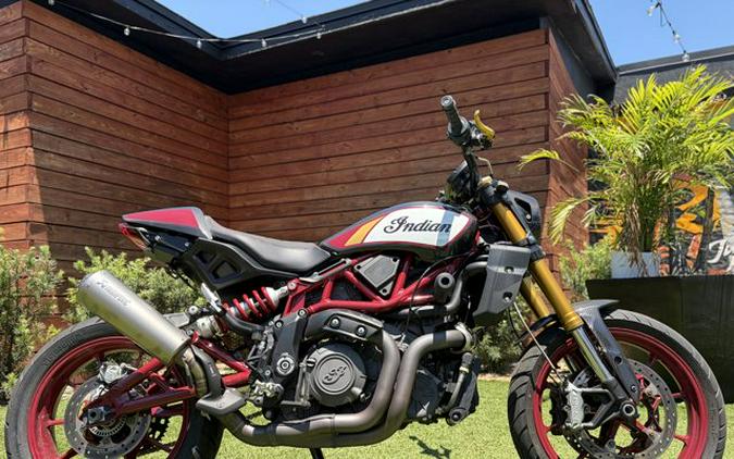 2023 Indian FTR R CARBON