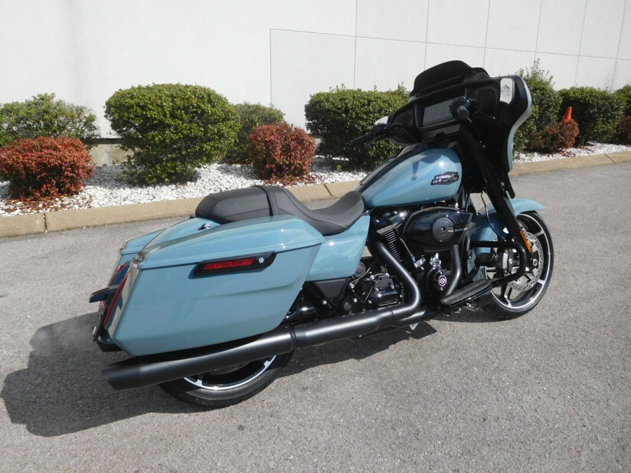 FLHX 2024 Street Glide®