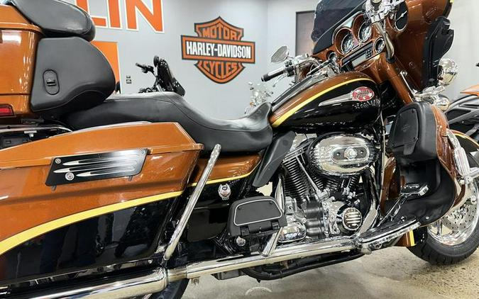 2008 Harley-Davidson® FLHTCUSE3 - CVO™ Ultra Classic® Screamin' Eagle® Anniversary Electra Glide®