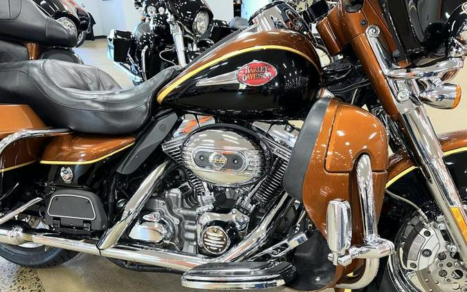 2008 Harley-Davidson® FLHTCUSE3 - CVO™ Ultra Classic® Screamin' Eagle® Anniversary Electra Glide®