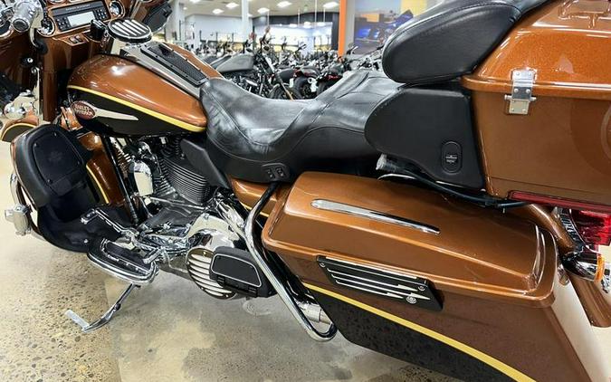 2008 Harley-Davidson® FLHTCUSE3 - CVO™ Ultra Classic® Screamin' Eagle® Anniversary Electra Glide®