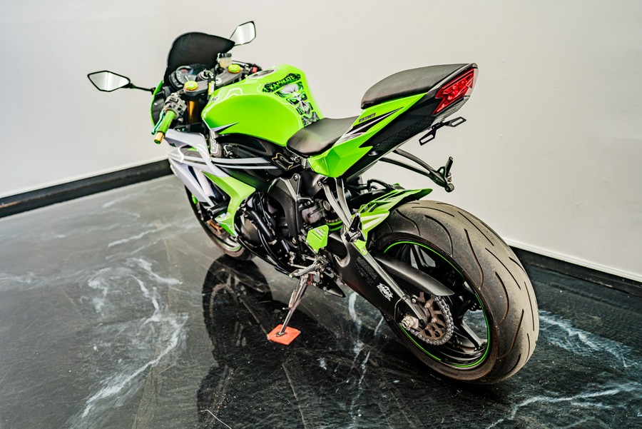 2015 Kawasaki Ninja® ZX™-6R 30th Anniversary