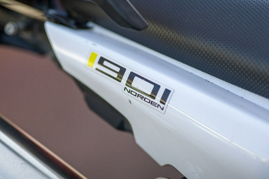 2022 Husqvarna Norden 901