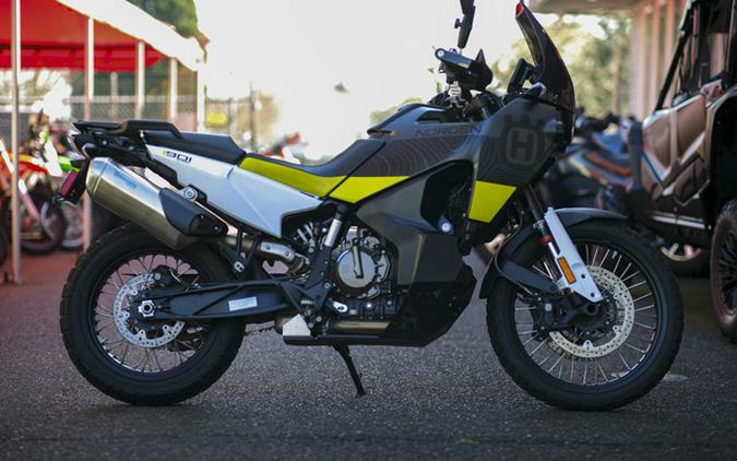 2022 Husqvarna Norden 901