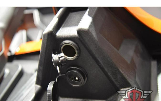 2026 Slingshot SL AutoDrive Sunburst Orange