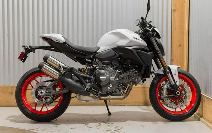 2027 Ducati MNSTR896
