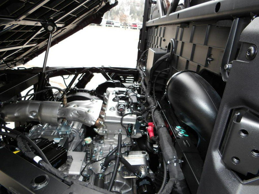 2025 CFMOTO UFORCE U10 Pro