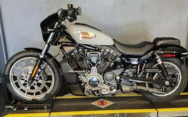 2025 Harley-Davidson® Nightster™ Special RH975S BILLIARD GRAY