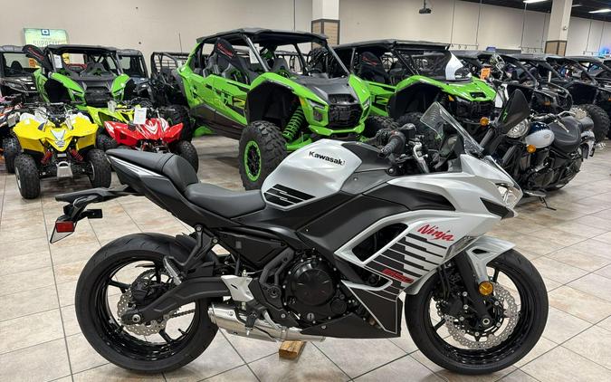 2026 Kawasaki NINJA 650 ABS