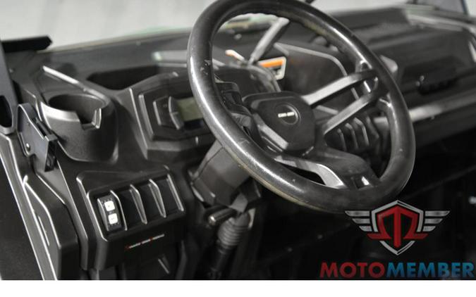 2023 Can-Am Defender Pro HD10 DPS