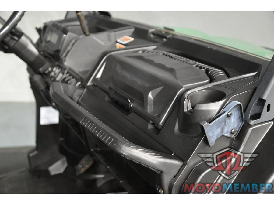 2023 Can-Am Defender Pro HD10 DPS
