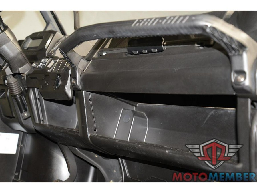 2023 Can-Am Defender Pro HD10 DPS