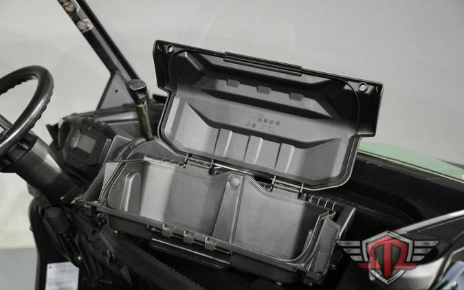 2023 Can-Am Defender Pro HD10 DPS