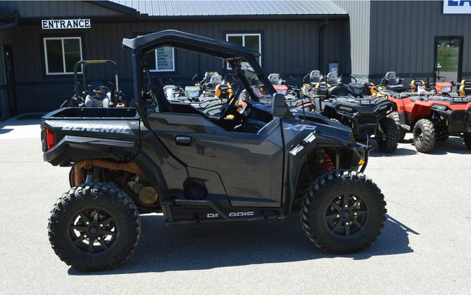 2021 GENERAL XP 1000 Deluxe Super Graphite - Polaris