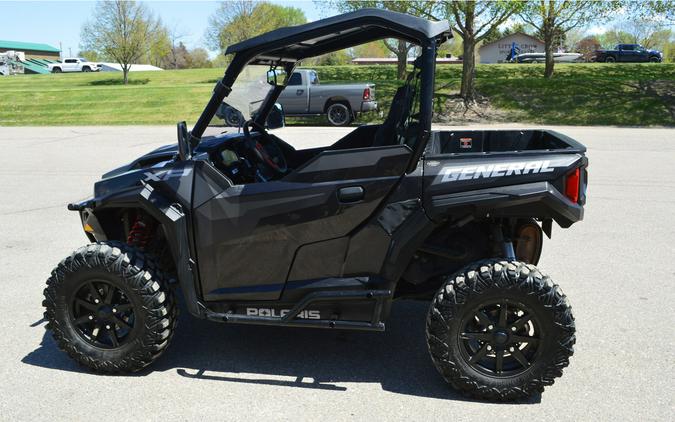 2021 GENERAL XP 1000 Deluxe Super Graphite - Polaris