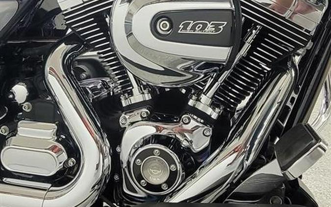 2014 Harley-Davidson Street Glide®