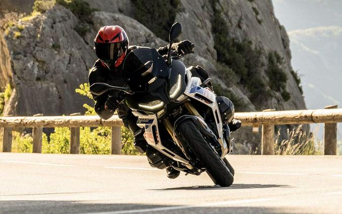 2026 BMW R 1300 RS