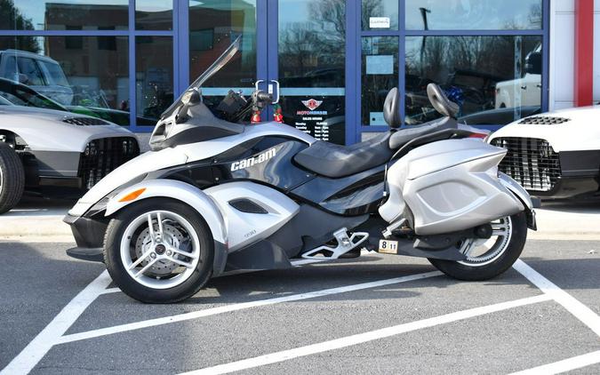 2009 Can-Am® Spyder Roadster SE5