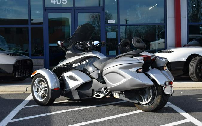 2009 Can-Am® Spyder Roadster SE5