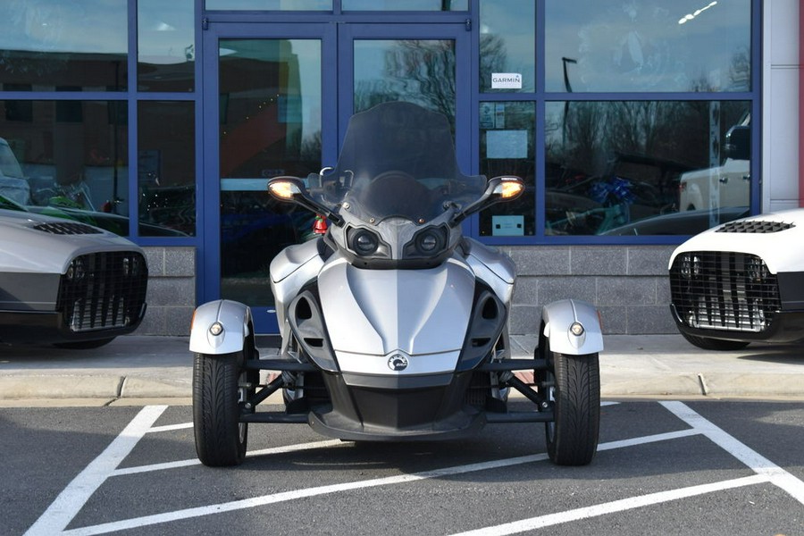 2009 Can-Am® Spyder Roadster SE5