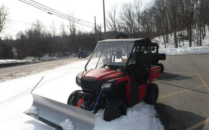 2025 Honda Pioneer 520