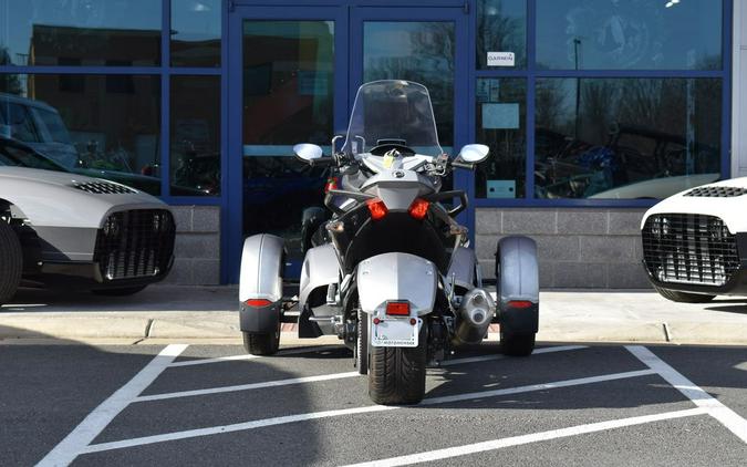 2009 Can-Am® Spyder Roadster SE5