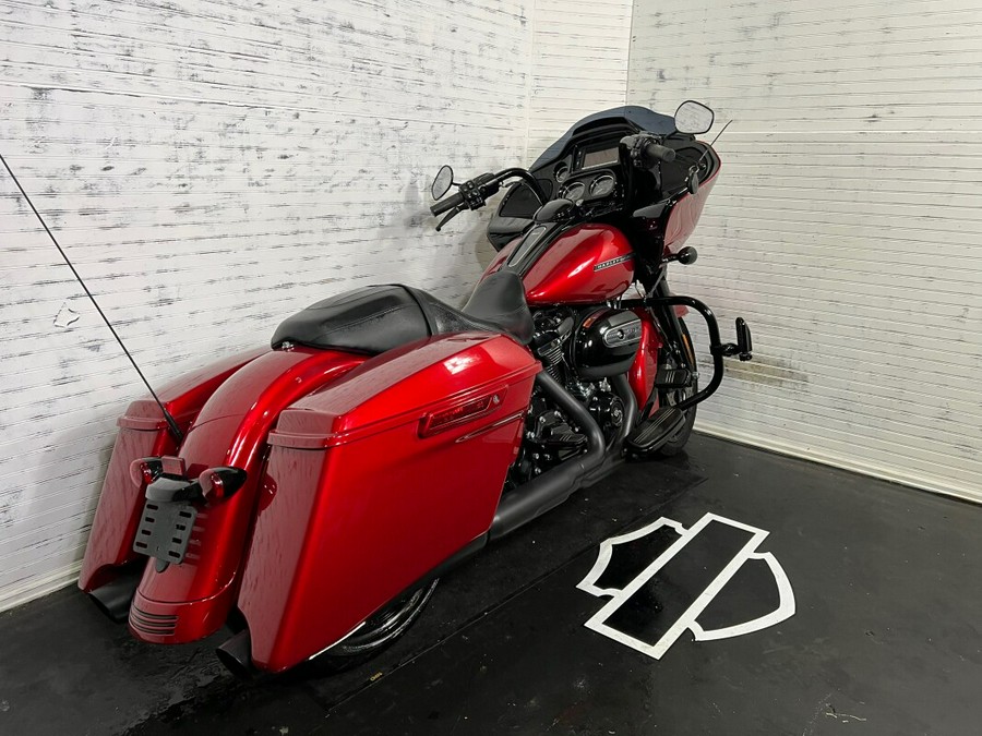 2018 Harley-Davidson® Road Glide® Special w/ ONLY 7535 MILES!