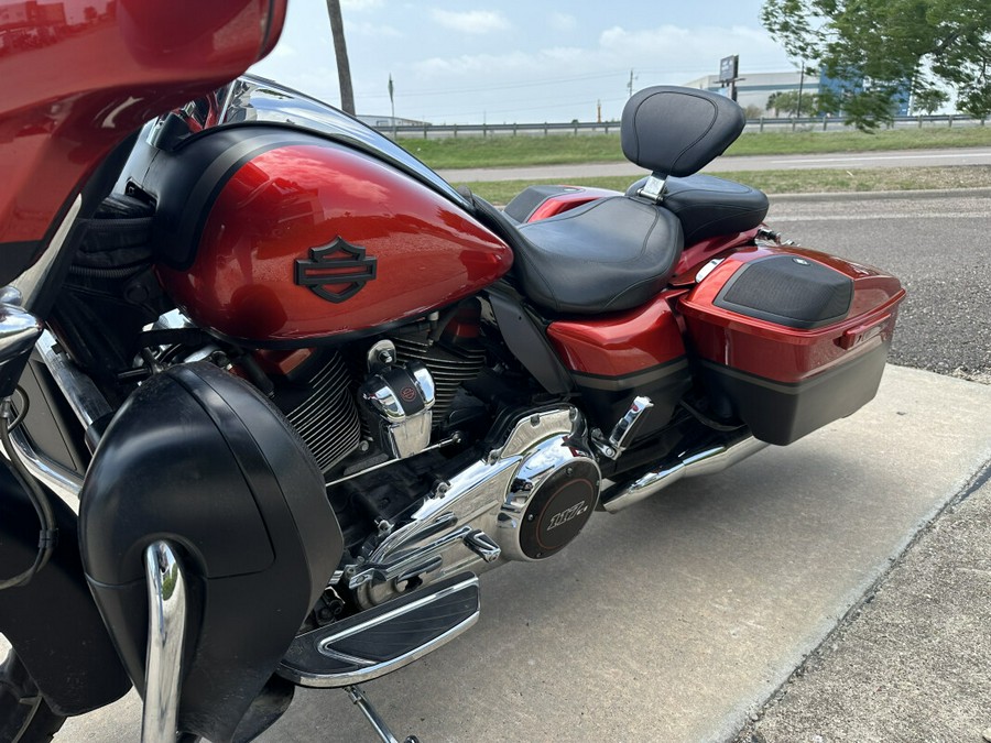 2018 Harley-Davidson CVO Street Glide