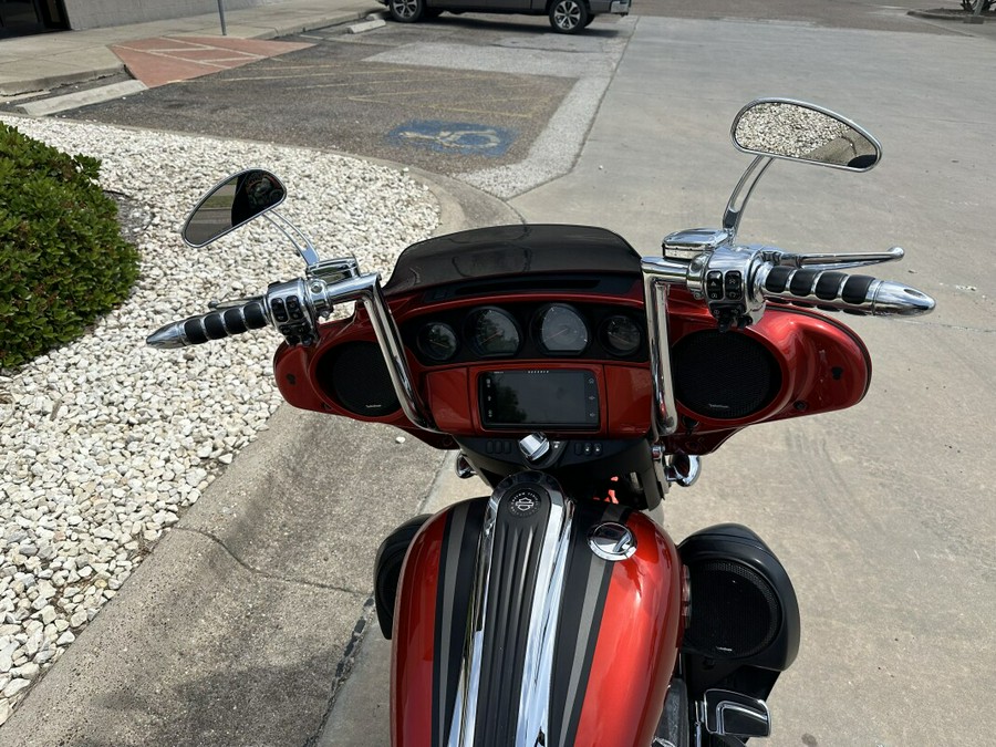 2018 Harley-Davidson CVO Street Glide