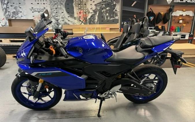 2025 Yamaha YZF R3