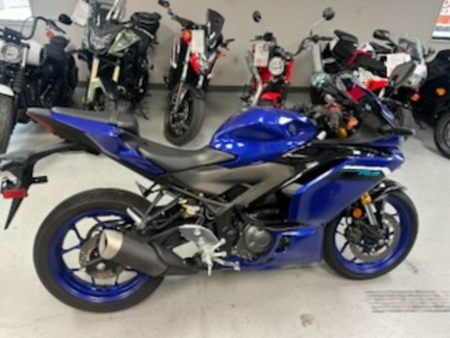 2025 Yamaha YZF R3