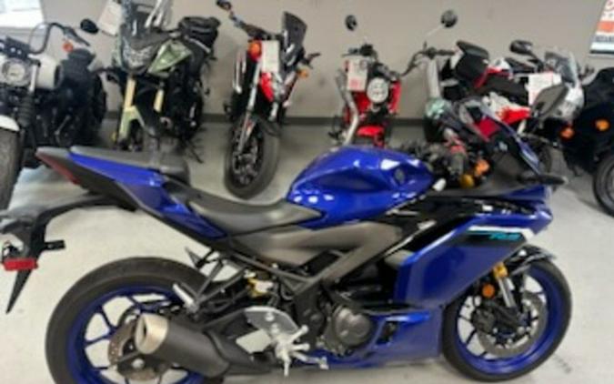 2025 Yamaha YZF R3