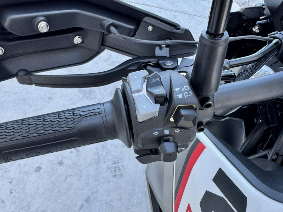 2026 Moto Morini® Vettore 450