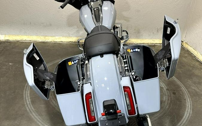 Harley-Davidson® Street Glide® 2026 FLHX 84667331 DRK BILIARD GRY